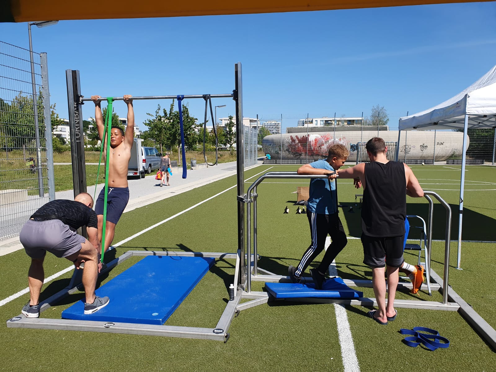 2 Calisthenicsanlage Skaterbowl Hirschgarten